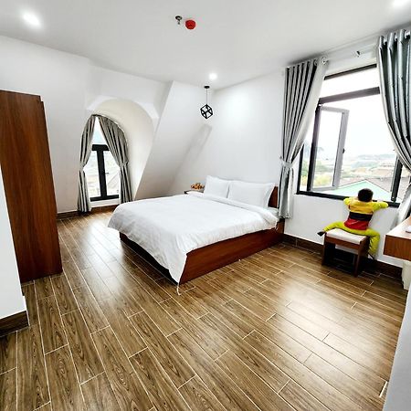 Happy Bun Hotel Da Lat Exterior photo