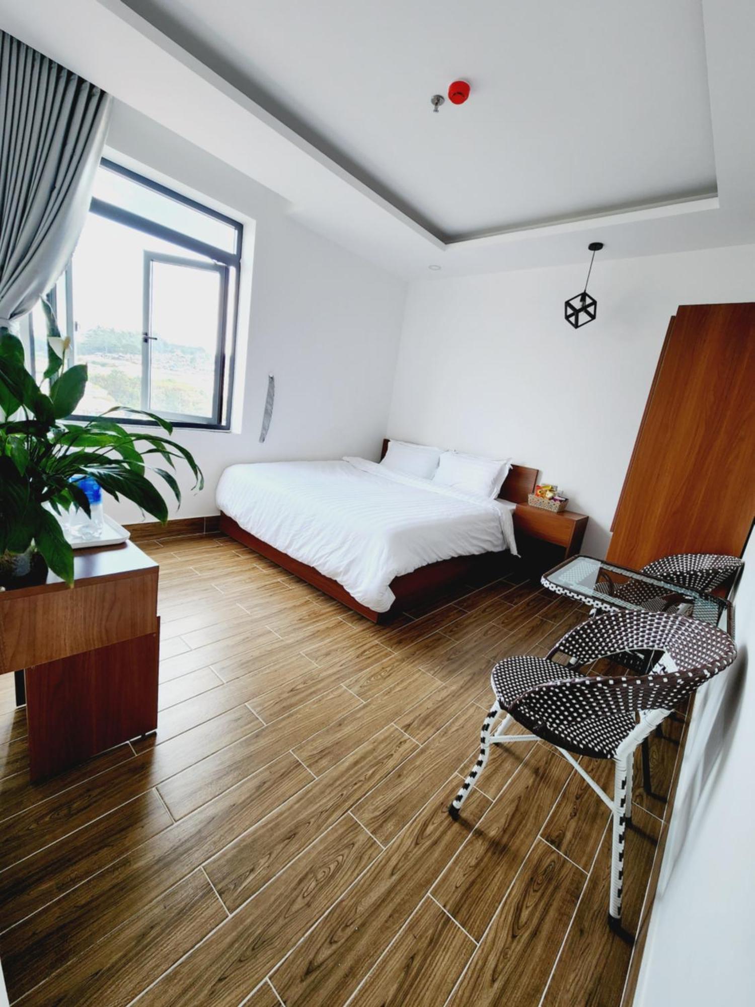 Happy Bun Hotel Da Lat Exterior photo