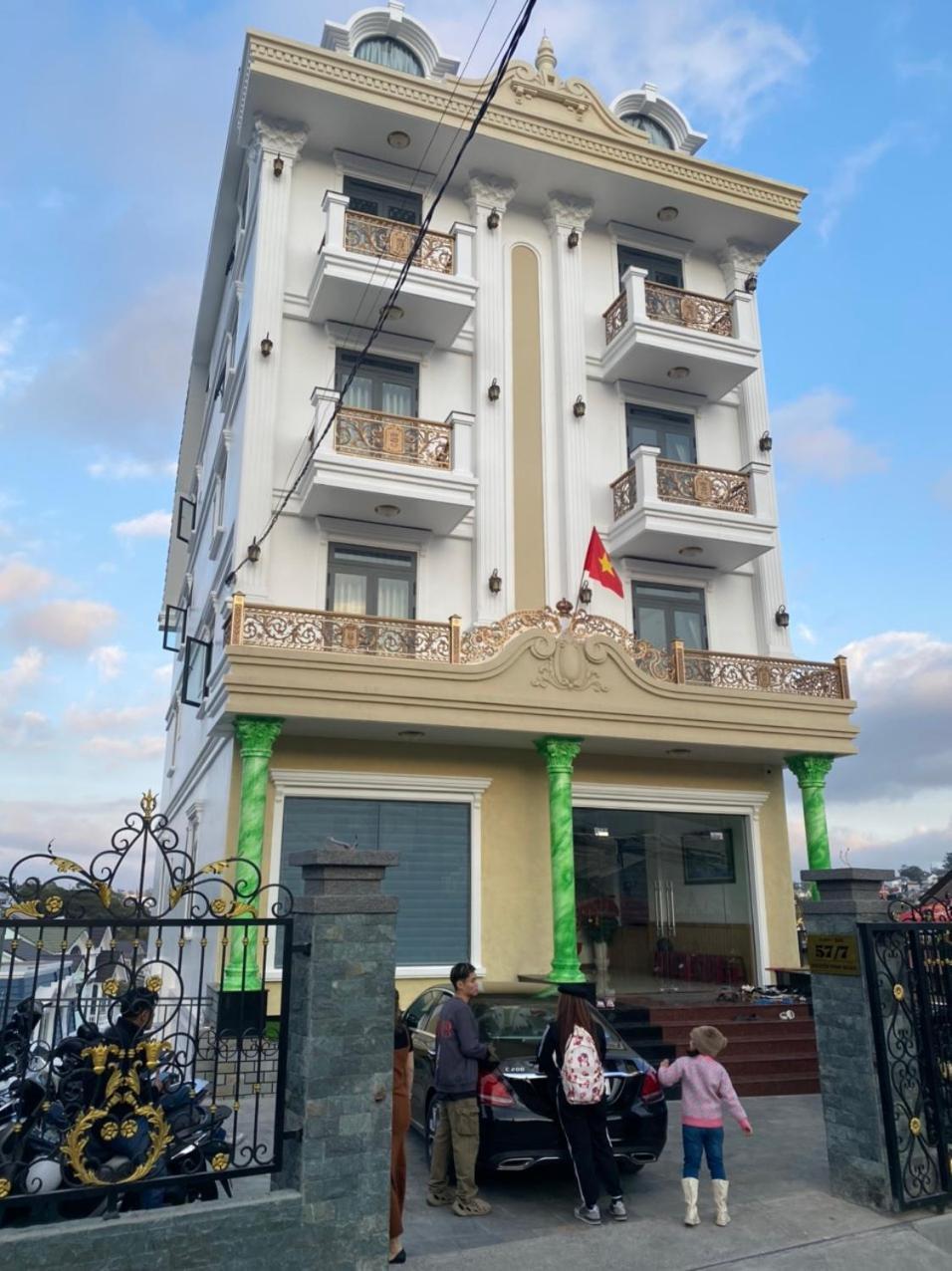 Happy Bun Hotel Da Lat Exterior photo