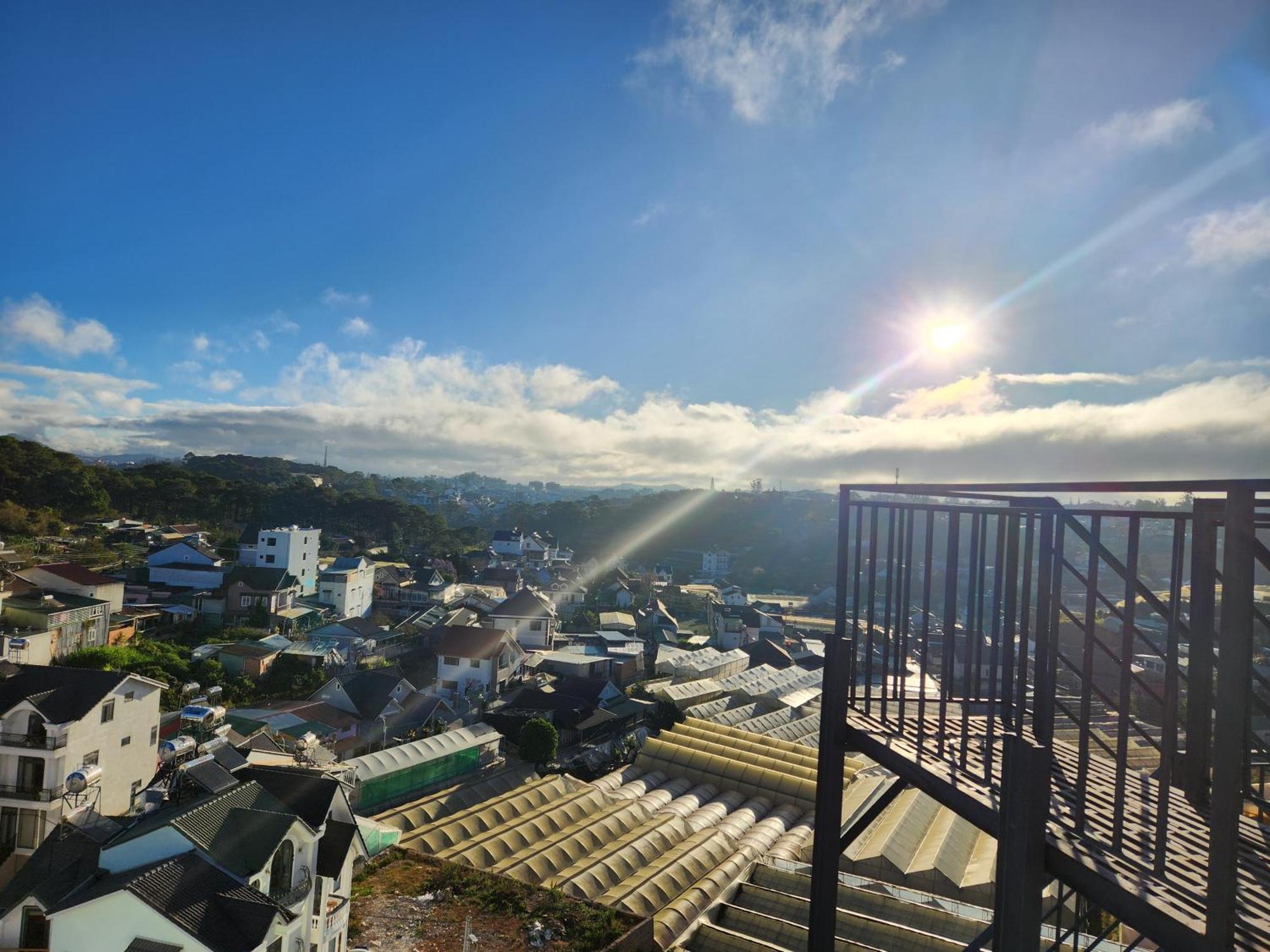 Happy Bun Hotel Da Lat Exterior photo